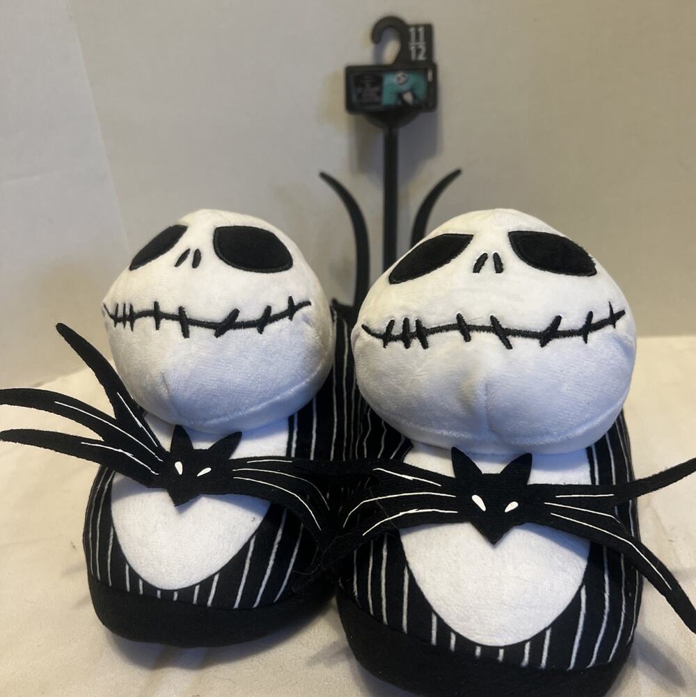 Tim Burton's The Nightmare Before Christmas Slippers Size: 10/11 unisex